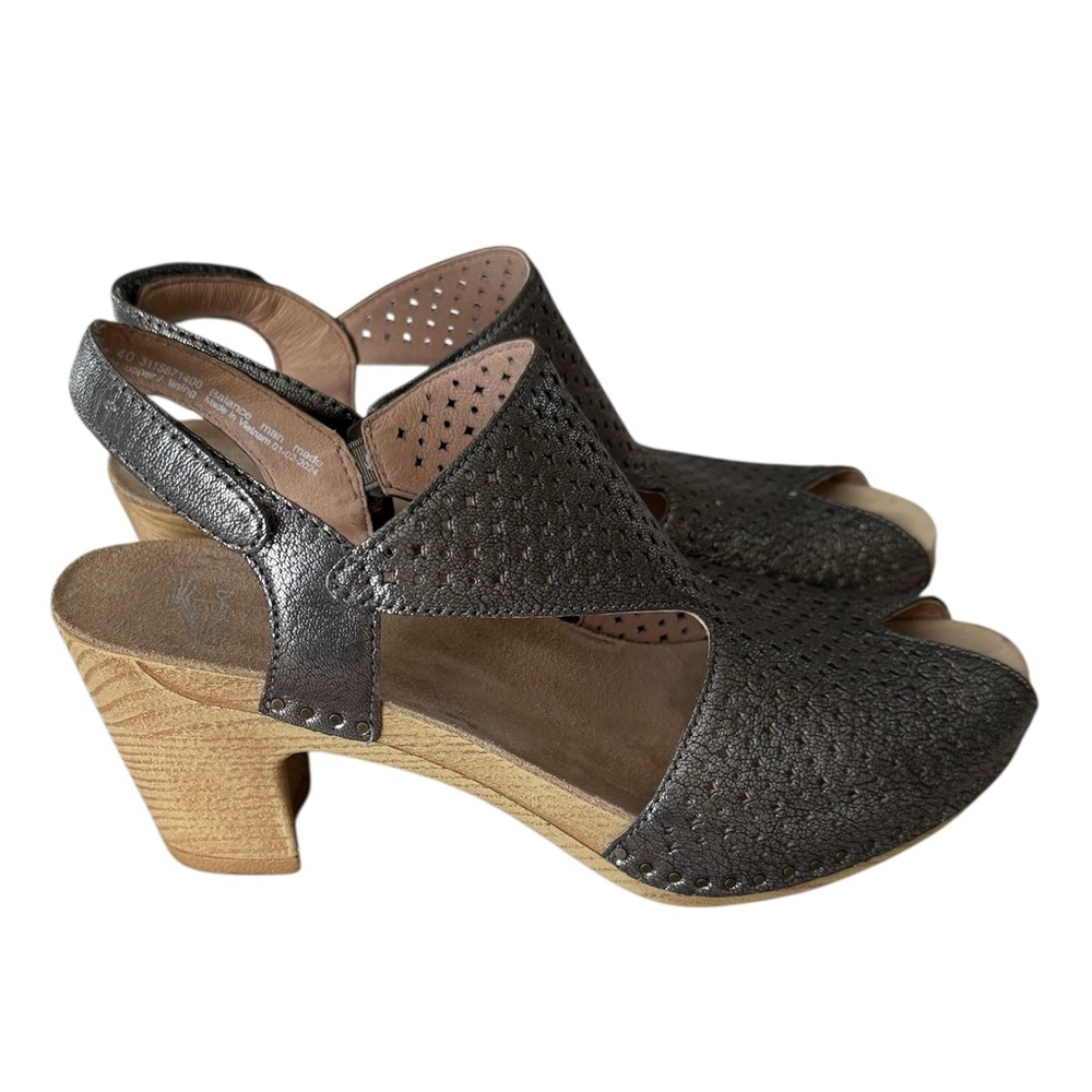 Dansko Teagan Sandal Gunmetal Metallic Leather Heeled Size 40 EU 9.5 US